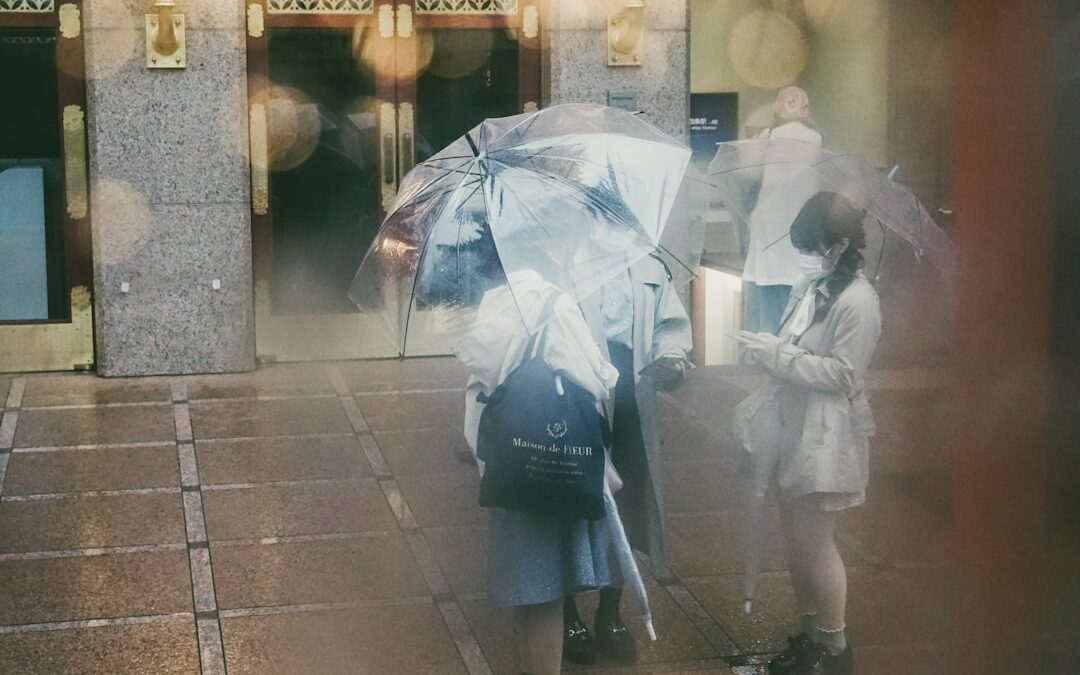 كيف تختار المظلة المناسبة لفناء منزلك؟