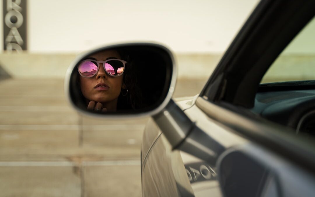 مشروع إنشاء مظلات سيارات في الشوارع العامة