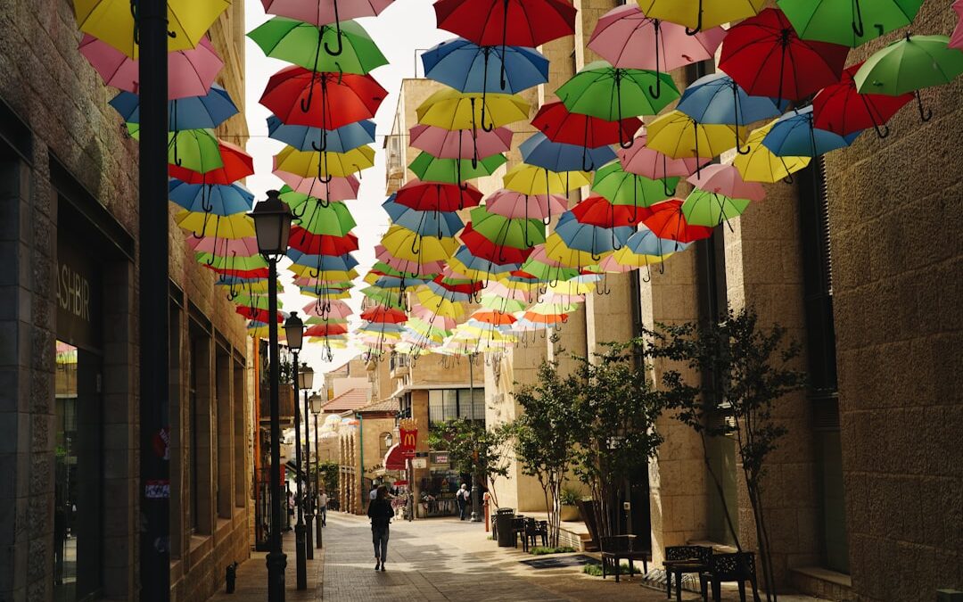 هل تعتبر مظلات الشوارع استثماراً في البنية التحتية؟