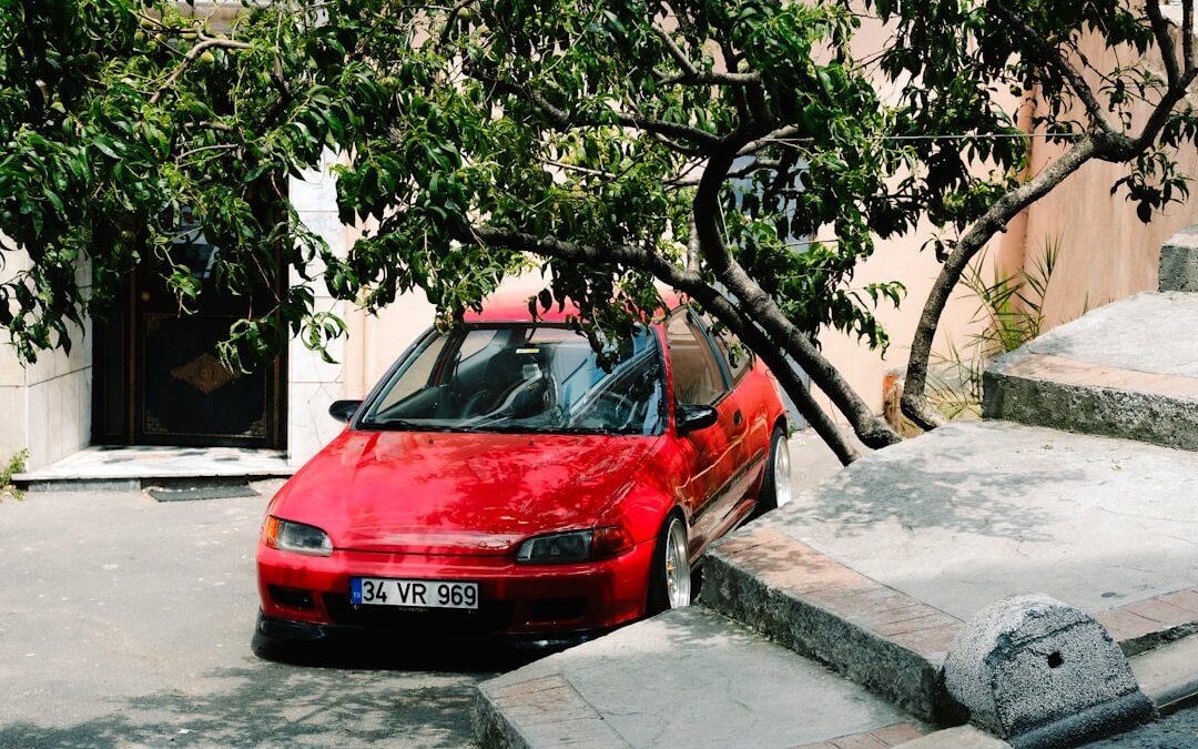 طرق العناية بمظلات السيارات للحفاظ على مظهرها